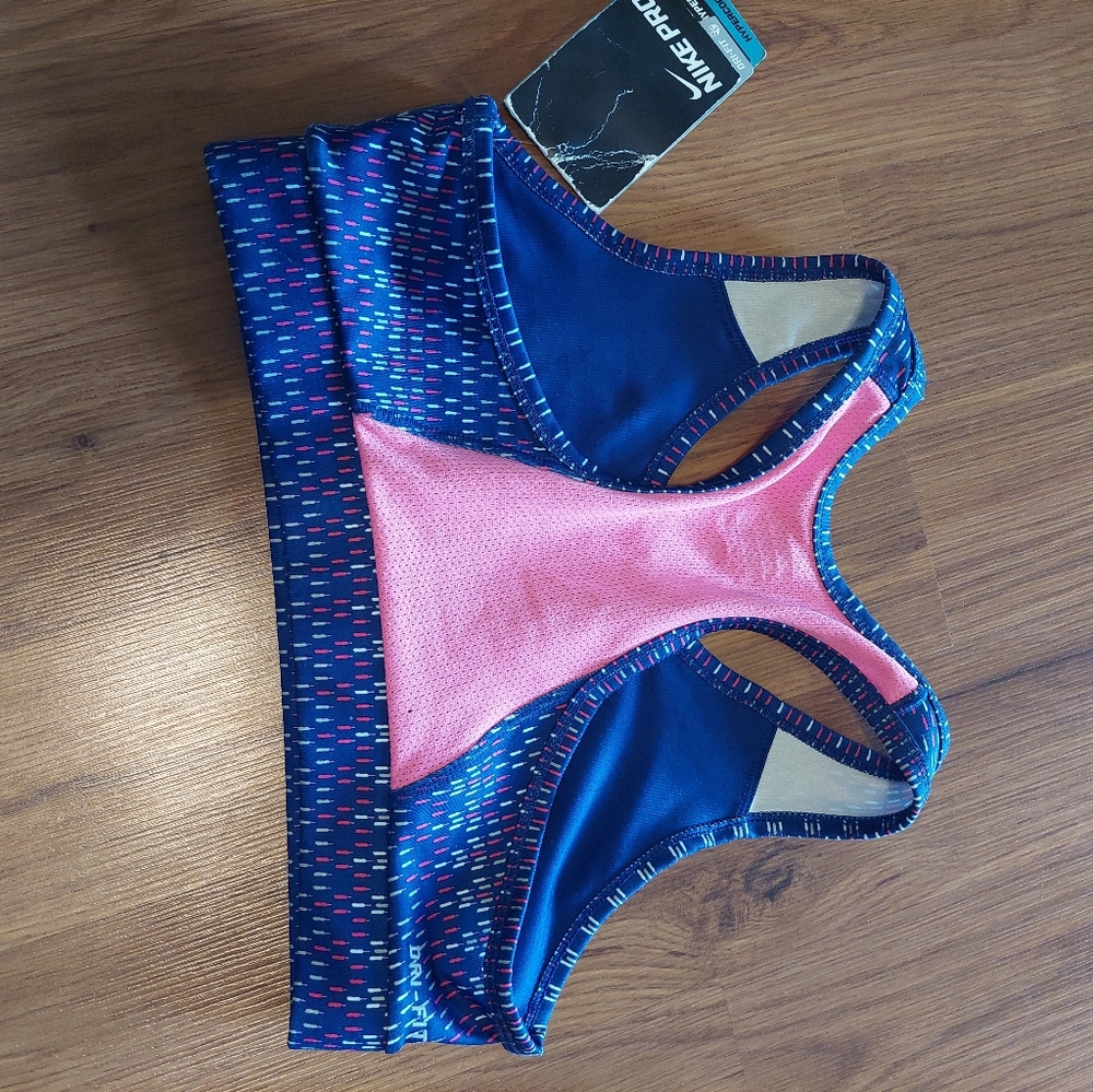 COPY - NWT NIKE PRO SPORTS BRA - Picture 2 of 3